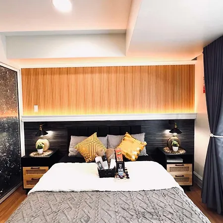 Azure Urban Resort Paranaque Velvet Horiyama